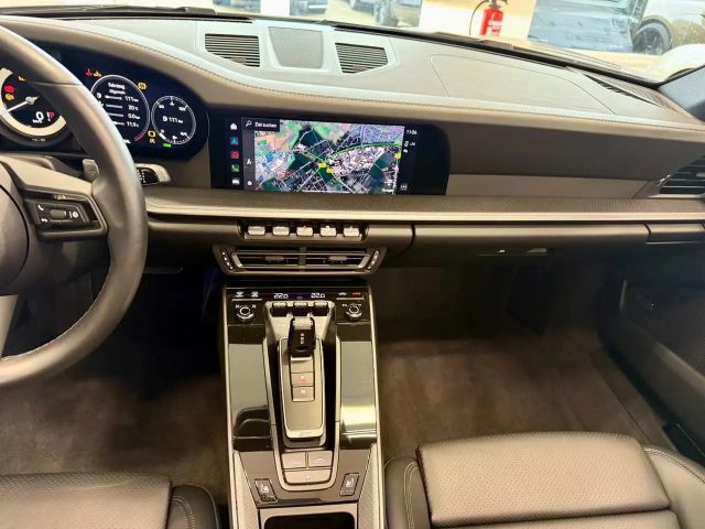 Porsche 992 Cabrio Carrera