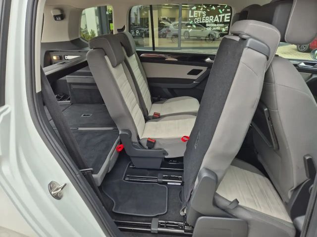 Volkswagen Touran DSG Highline