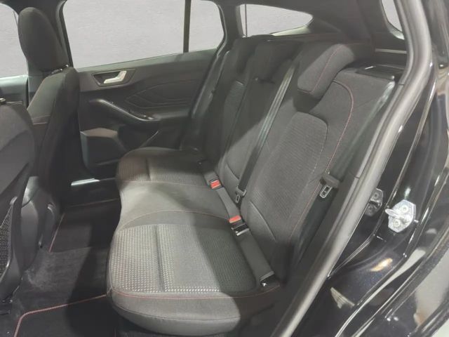 Ford Focus ST Line Wagon