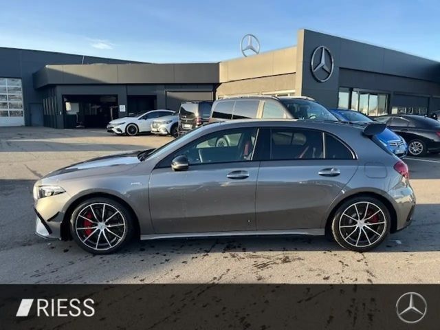 Mercedes-Benz A 35 AMG 4MATIC AMG Line
