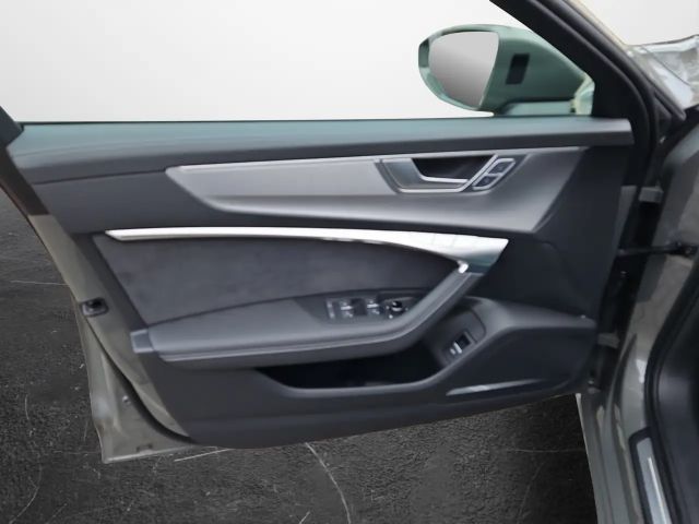 Audi S6 Avant Quattro