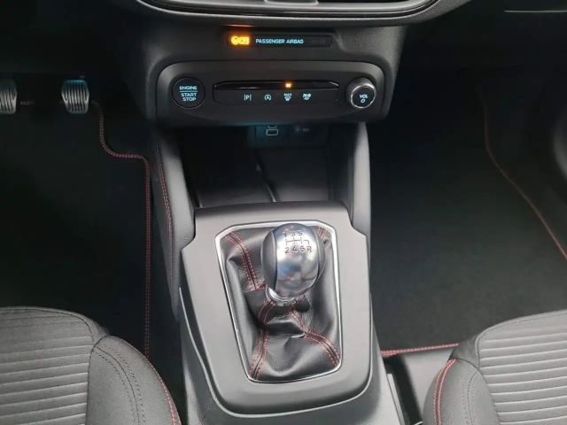 Ford Focus EcoBoost ST Line