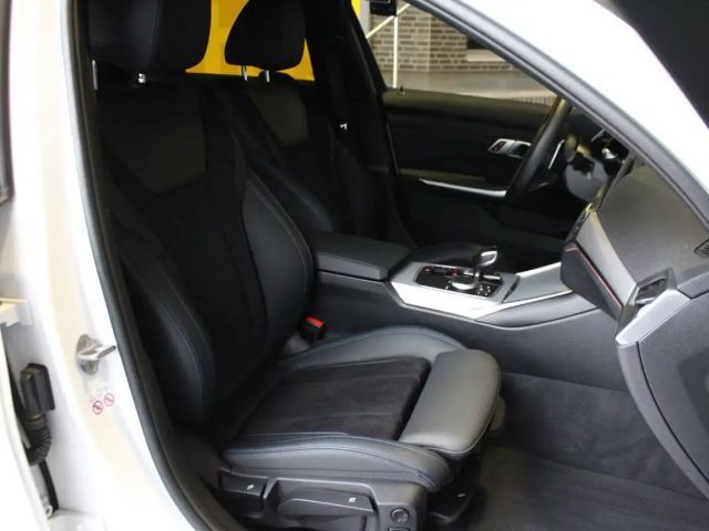 BMW 320 320d M-Sport Touring xDrive