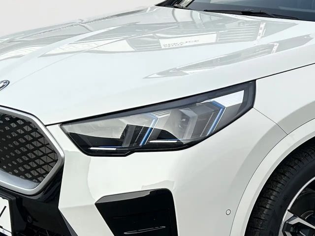 BMW iX2 eDrive20