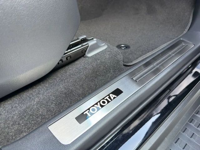 Toyota Land Cruiser 2.8 D-4D Executive