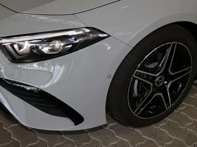 Mercedes-Benz A 200 AMG Line