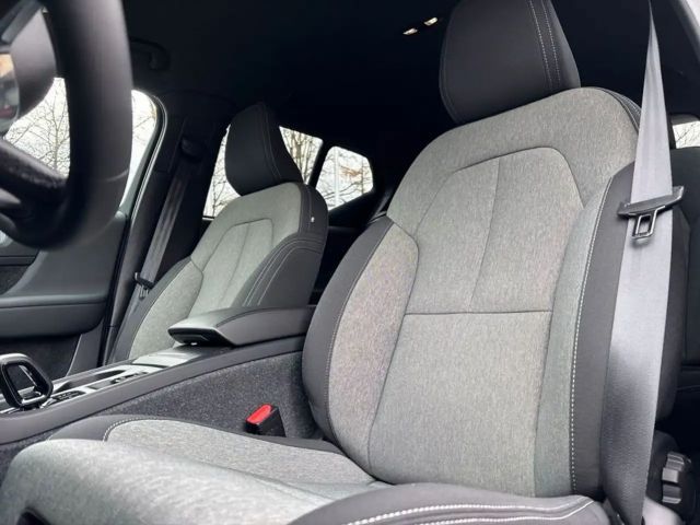Volvo XC40 Core