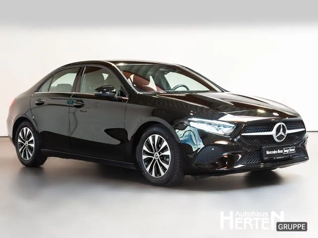 Mercedes-Benz A 180 A180 Lim.+ADVANCED+LED+R-KAMERA+MBUX-NAVI+DAB+