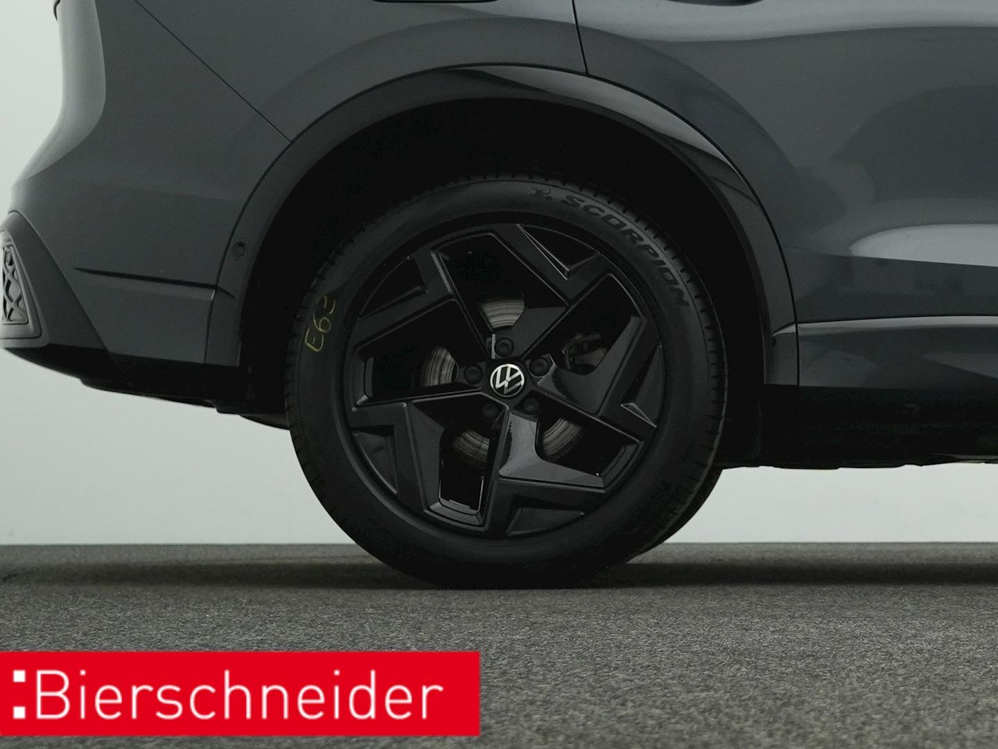 Volkswagen Tiguan 2.0 TDI DSG R-Line Style