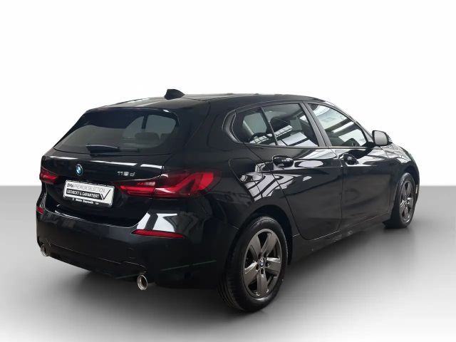 BMW 118 118d Advantage pakket Sedan