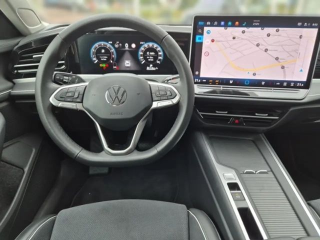 Volkswagen Passat 1.5 eTSI DSG Variant