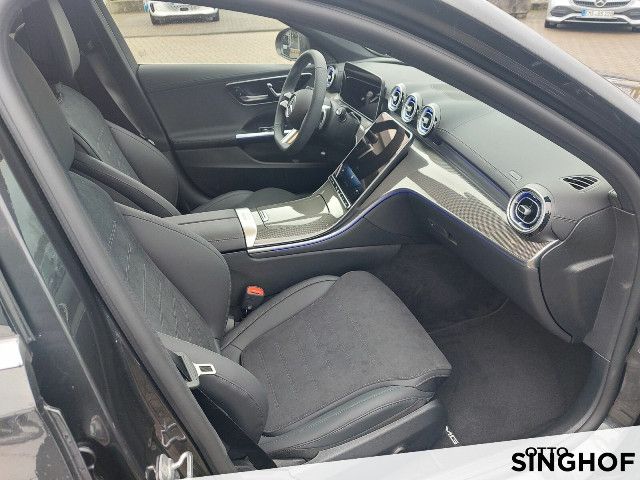 Mercedes-Benz C 220 AMG Line C 220 d Sedan