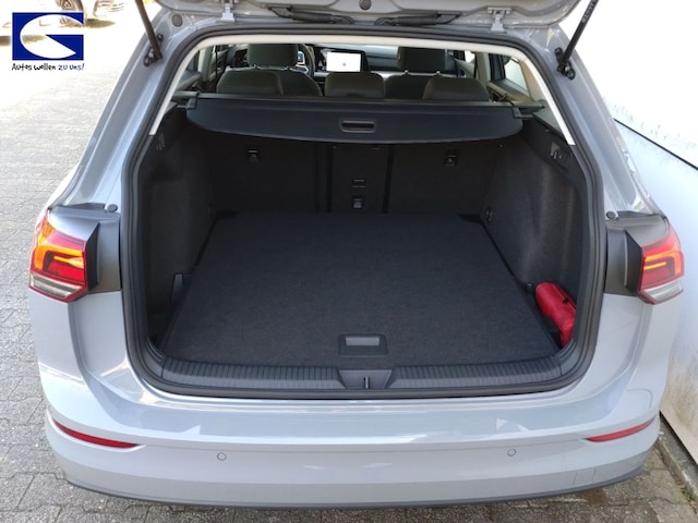 Volkswagen Golf Life Variant