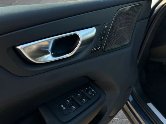 Volvo XC60 AWD Bright Plus Recharge T6