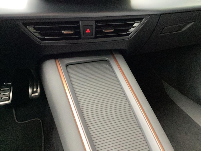 Cupra Born Born 360 ALLWETTER LM19 PRIVACY SITZHZ