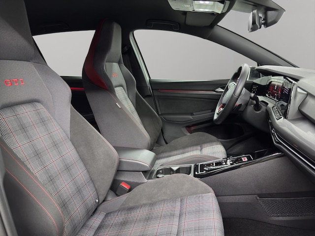 Volkswagen Golf 2.0 TSI Golf VIII