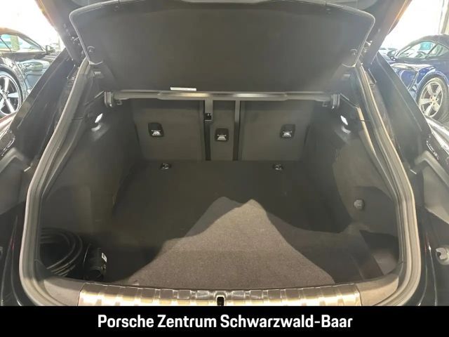 Porsche Taycan 4 Cross Turismo