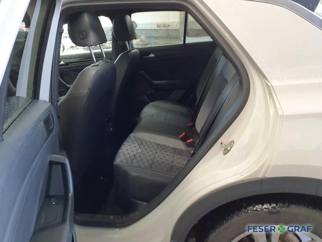 Volkswagen T-Roc 1.5 TSI DSG R-Line