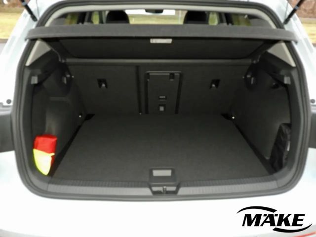 Volkswagen Golf 1.5 eTSI DSG IQ.Drive Style