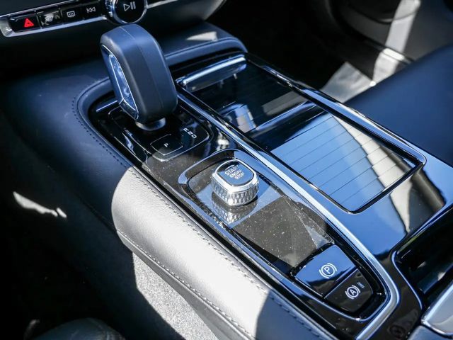 Volvo S60 AWD Dark Recharge Ultimate