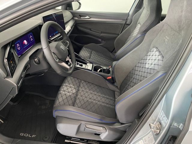 Volkswagen Golf 1.5 eTSI DSG R-Line