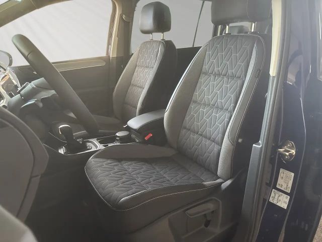 Volkswagen Touran DSG R-Line