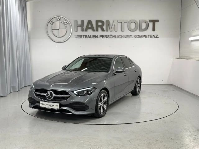 Mercedes-Benz C 200 4MATIC AVANTGARDE Sedan