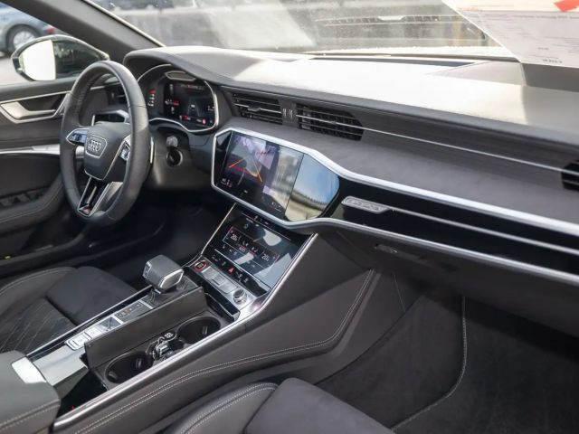 Audi S6 Avant Quattro