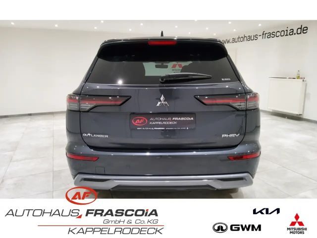 Mitsubishi Outlander 4WD