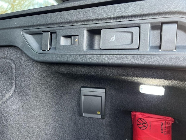 Volkswagen Passat 2.0 TDI R-Line Variant