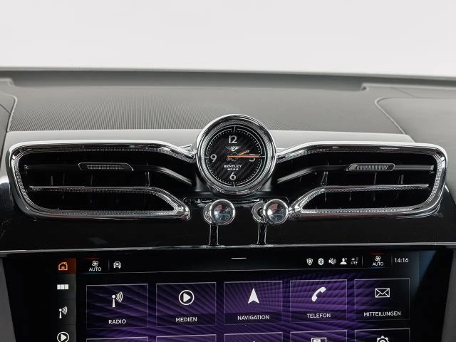 Bentley Bentayga V8