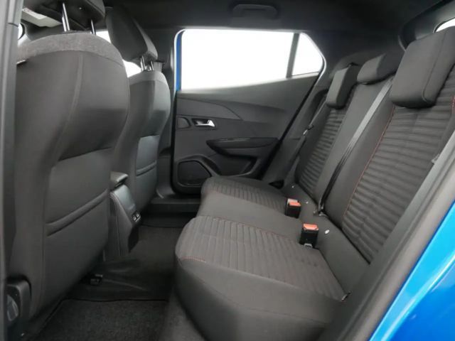 Peugeot E-2008 Active Pack