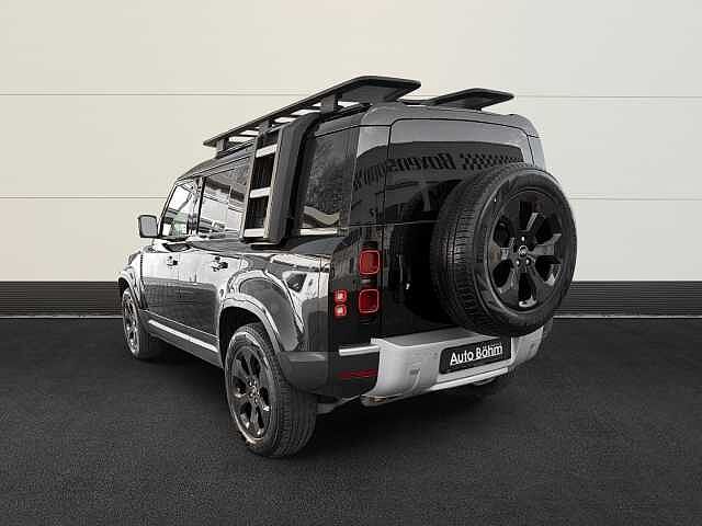 Land Rover Defender 110