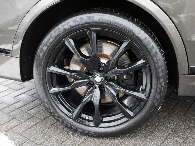 BMW X7 60i FACEL. PANO HUD 360° LED STANDHZ B&W