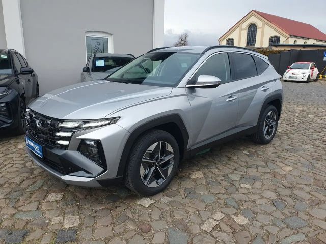 Hyundai Tucson 2WD Hybrid