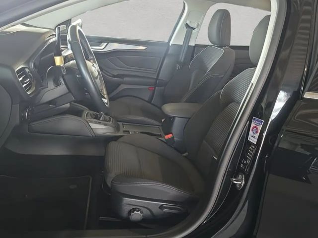 Ford Focus EcoBoost Titanium Wagon