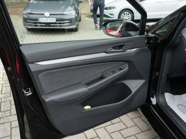 Volkswagen Golf DSG Golf VIII Style