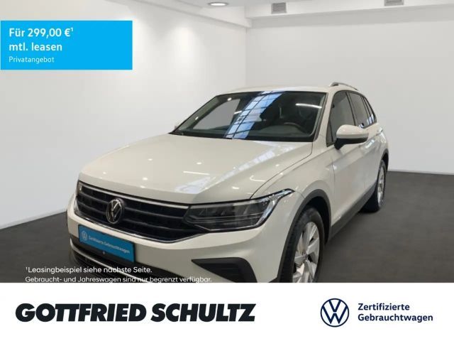 Volkswagen Tiguan ACTIVE TSI NAVI SITZHEIZUNG EINPARKHILFE LED