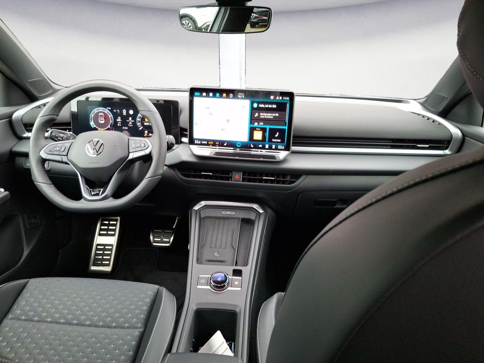 Volkswagen T-Roc 1.5 eTSI DSG R-Line