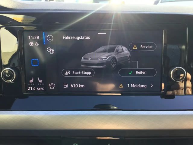 Volkswagen Golf Life