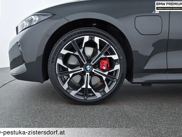 BMW 330 330e xDrive