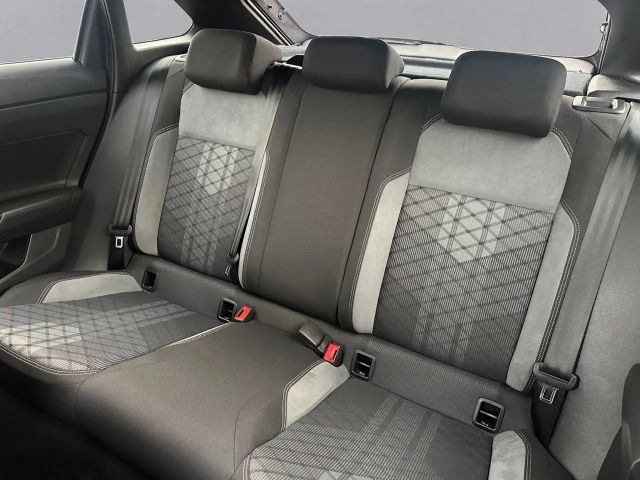 Volkswagen Taigo 1.0 TSI DSG