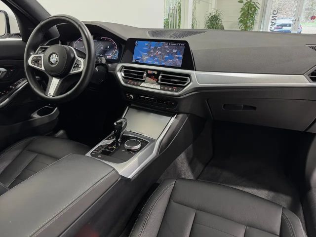 BMW 330 330e xDrive