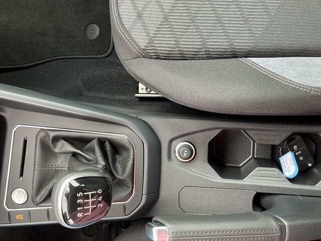 Volkswagen Taigo 1.0 TSI R-Line