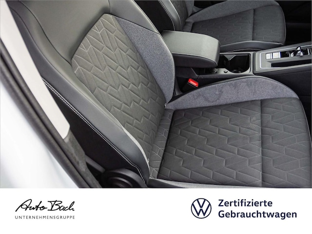 Volkswagen Golf 1.5 eTSI DSG Golf VIII