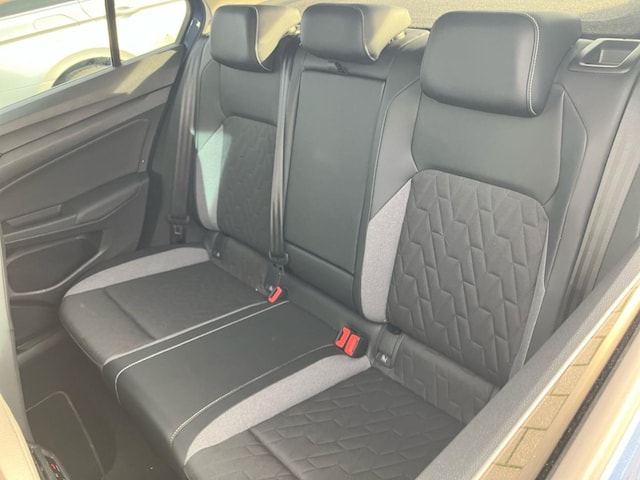 Volkswagen Golf 1.5 TSI