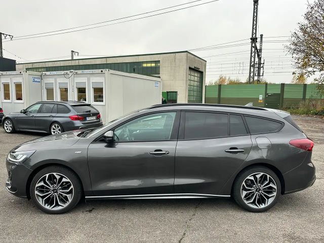 Ford Focus ST Line