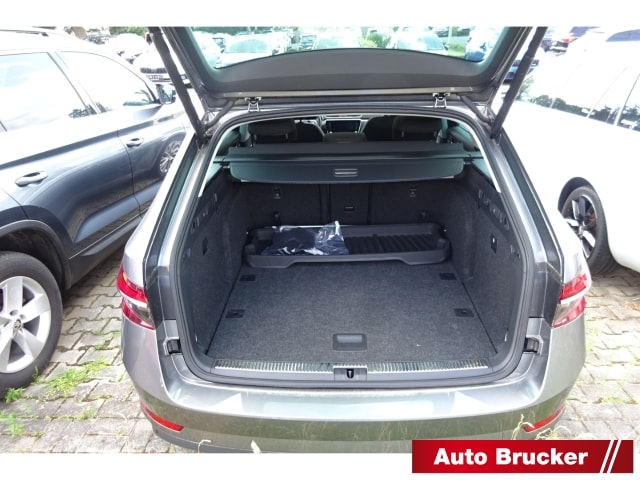 Skoda Superb 2.0 TDI Combi Style Style