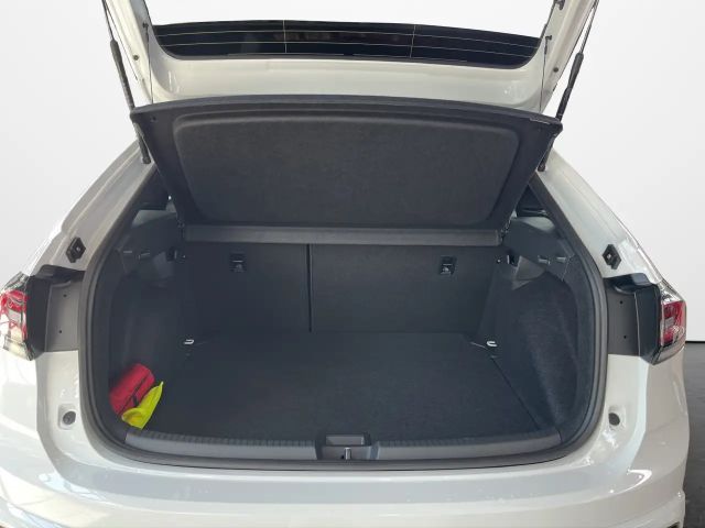 Volkswagen Taigo 1.0 TSI DSG R-Line