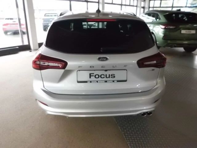 Ford Focus ST Line